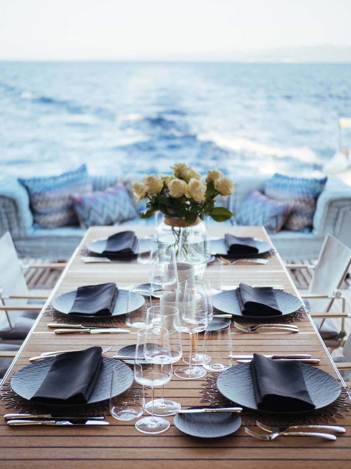 vulpino-table-setting