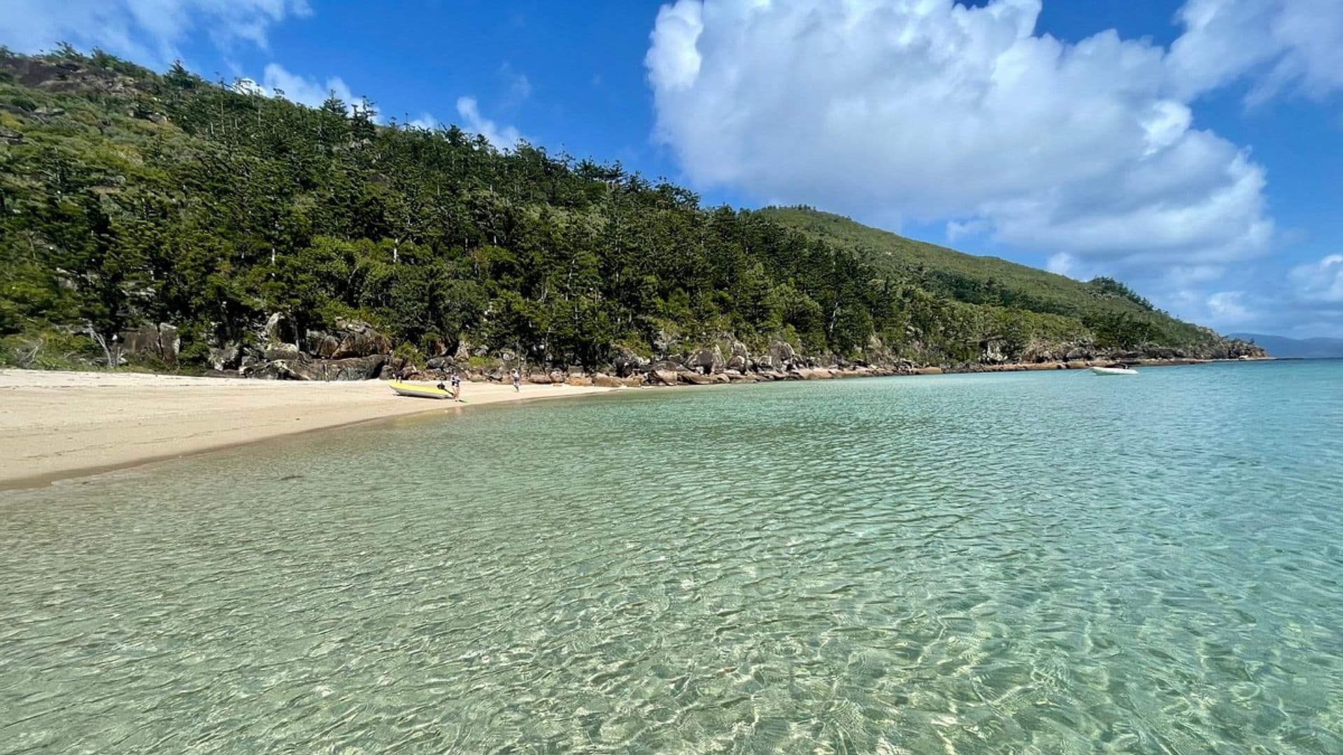 cateran bay whitsundays australia