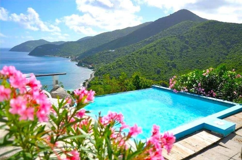 Day 1: Tortola - Cooper Island (6nm)