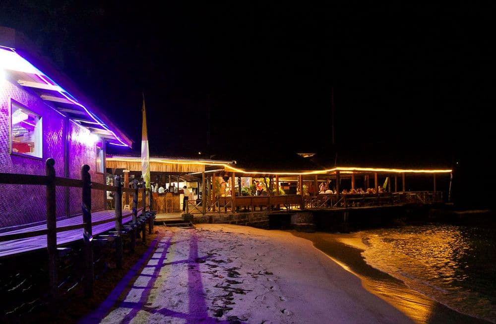 Day 2: Mustique (13nm)