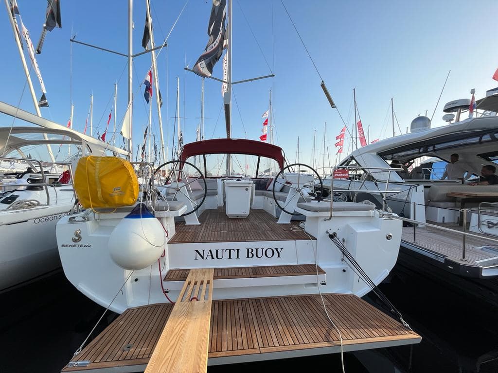 Nauti Buoy