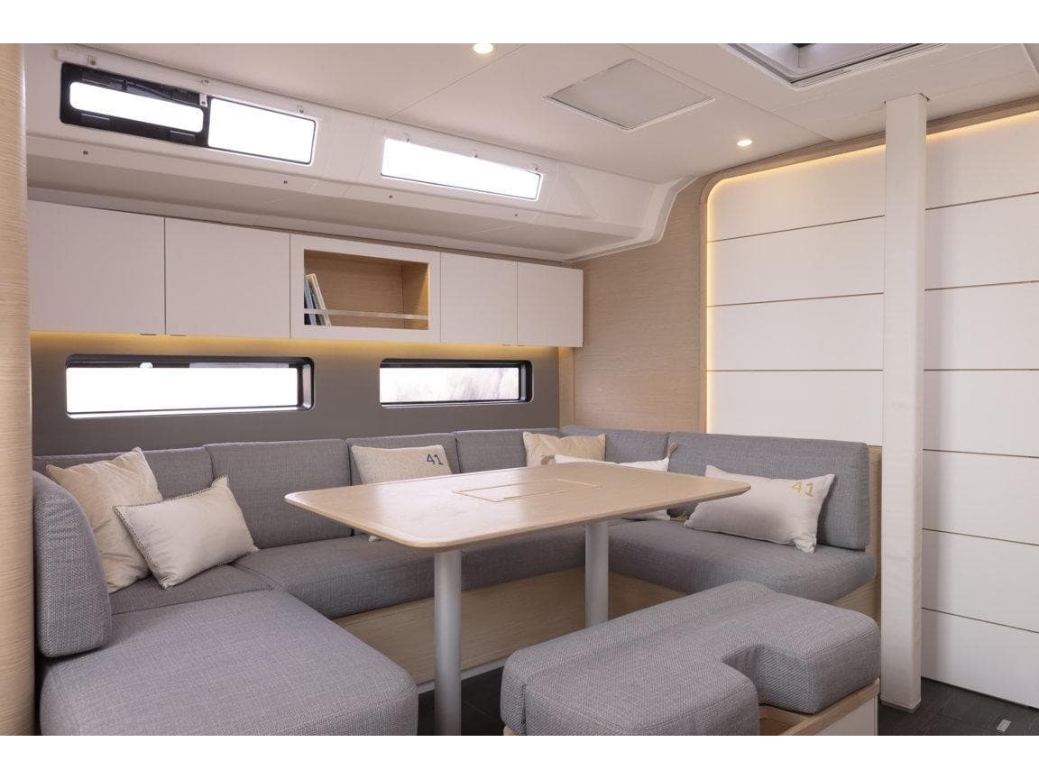 Ninive - Water maker, Solar Panel