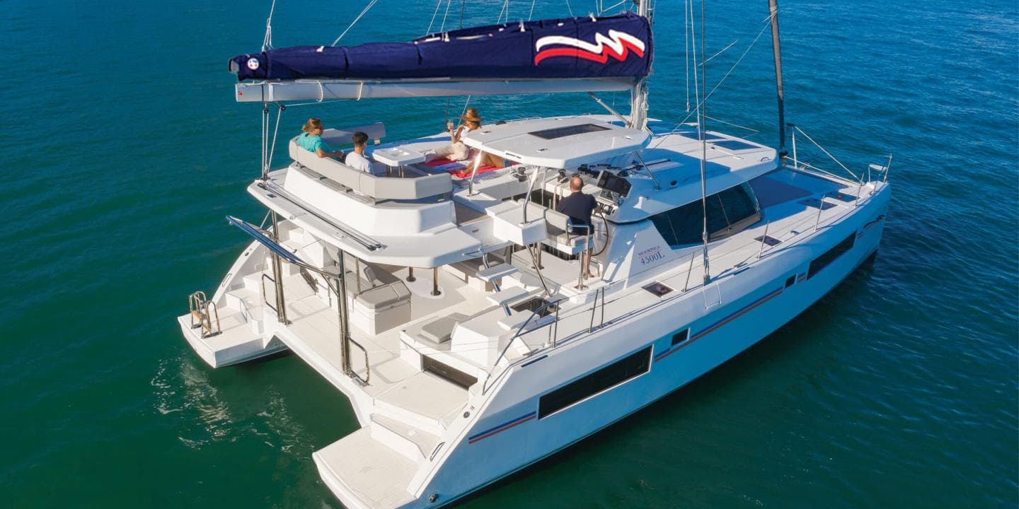 Moorings 4500L Club