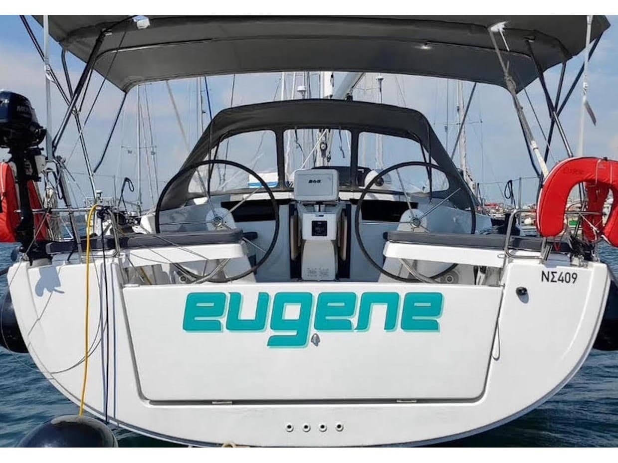 EUGENE (generator, watermaker, gas BBQ)