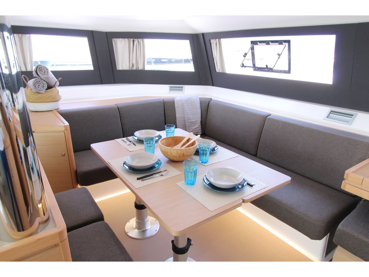 Double Cabin 3