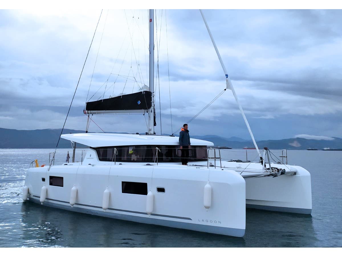 ATHINA (Αir condition, generator, water maker, 1 SUP free of charge)