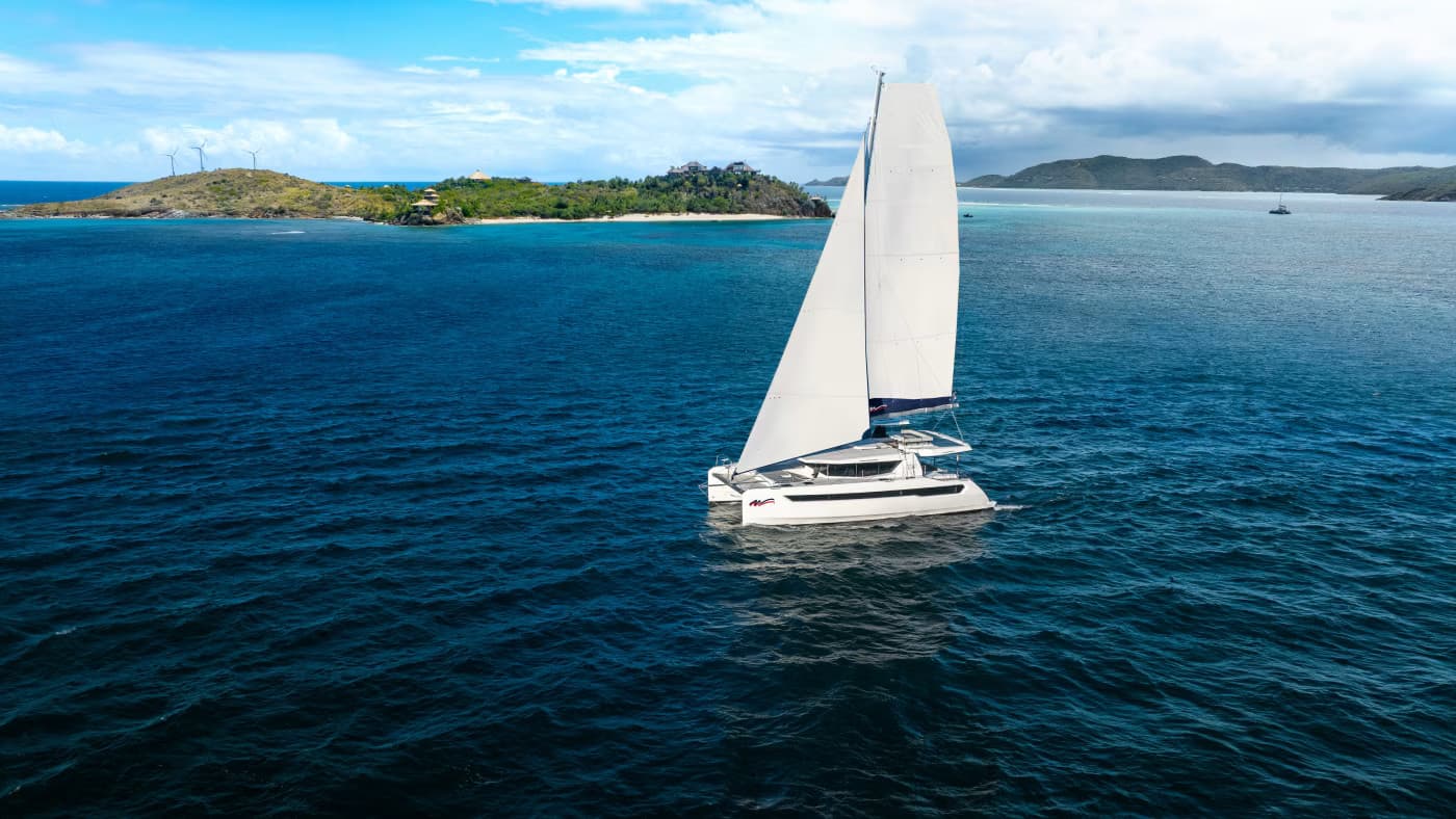 Moorings 5200 Exclusive Plus