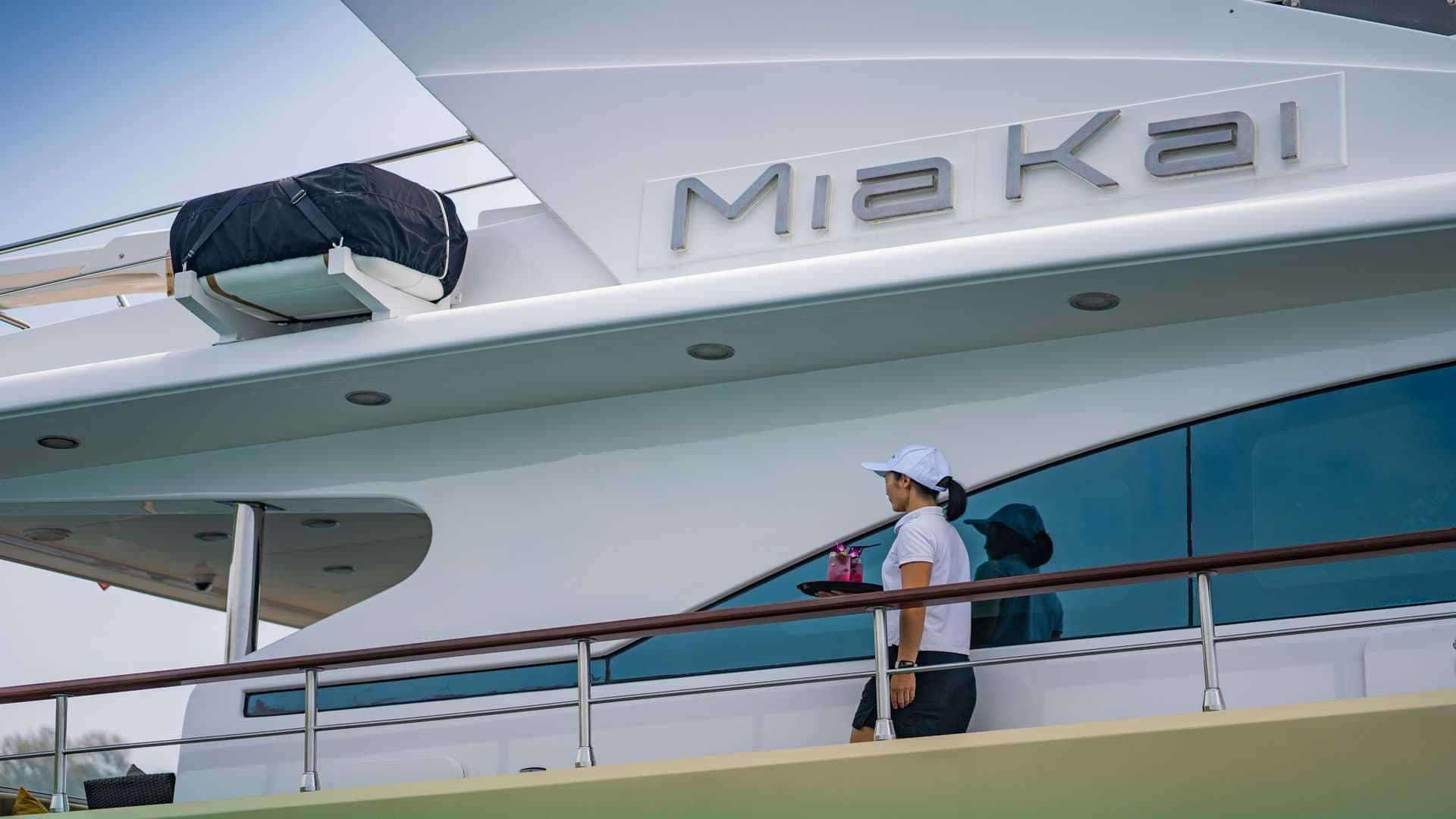 Mia Kai 