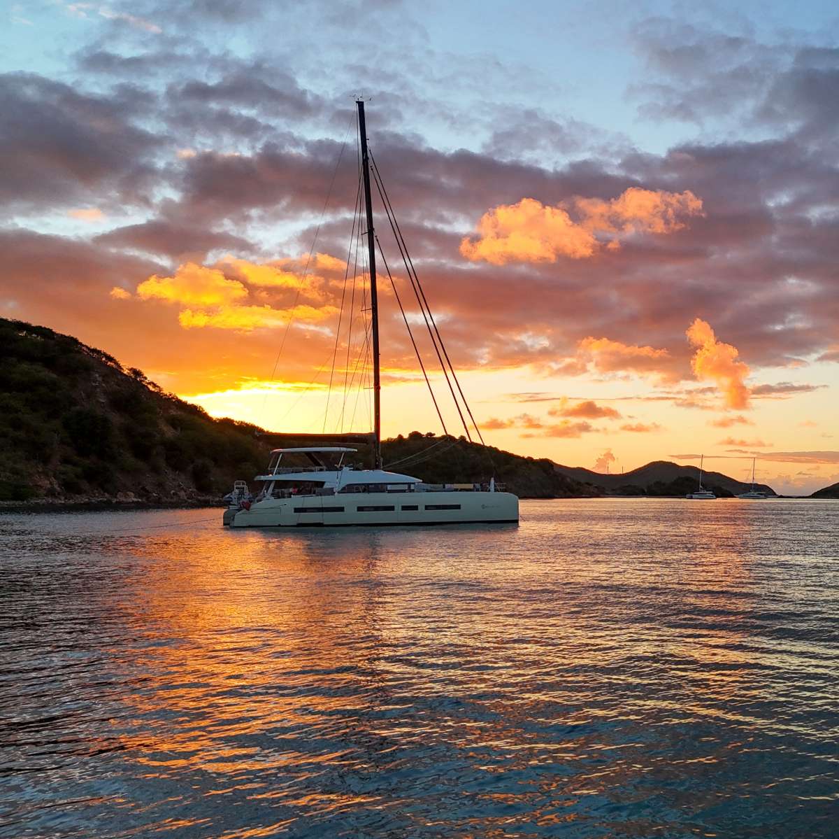 AEOLUS 77 guest review