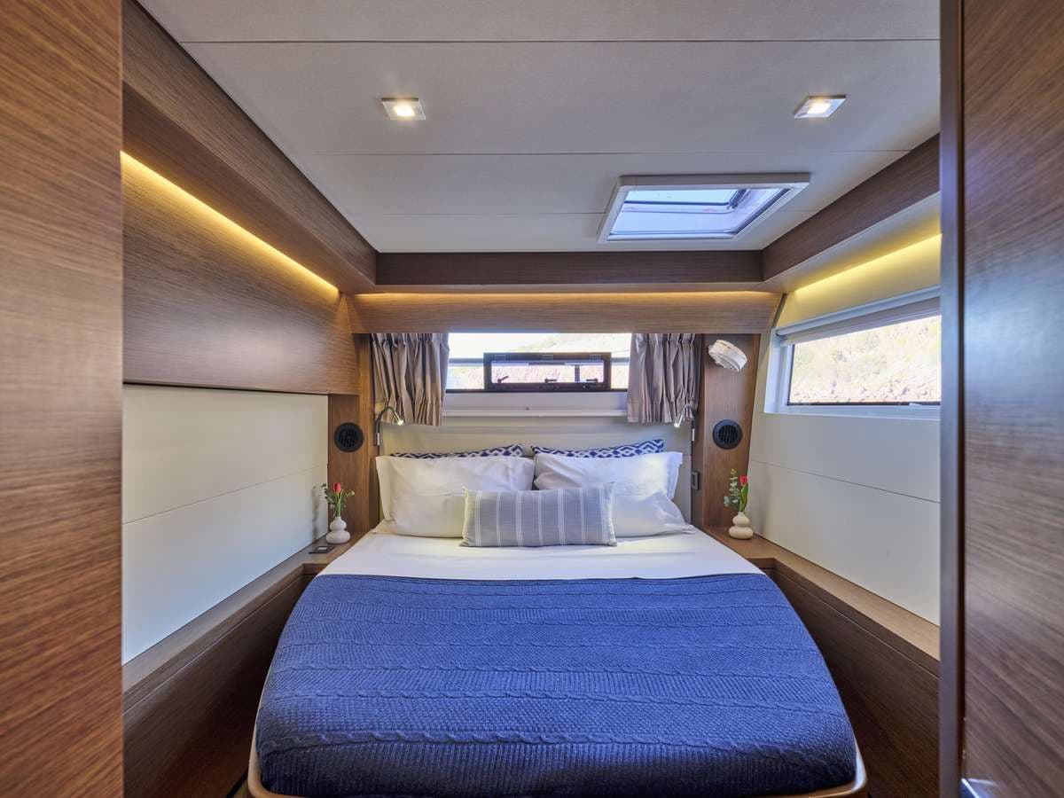 Guest cabin