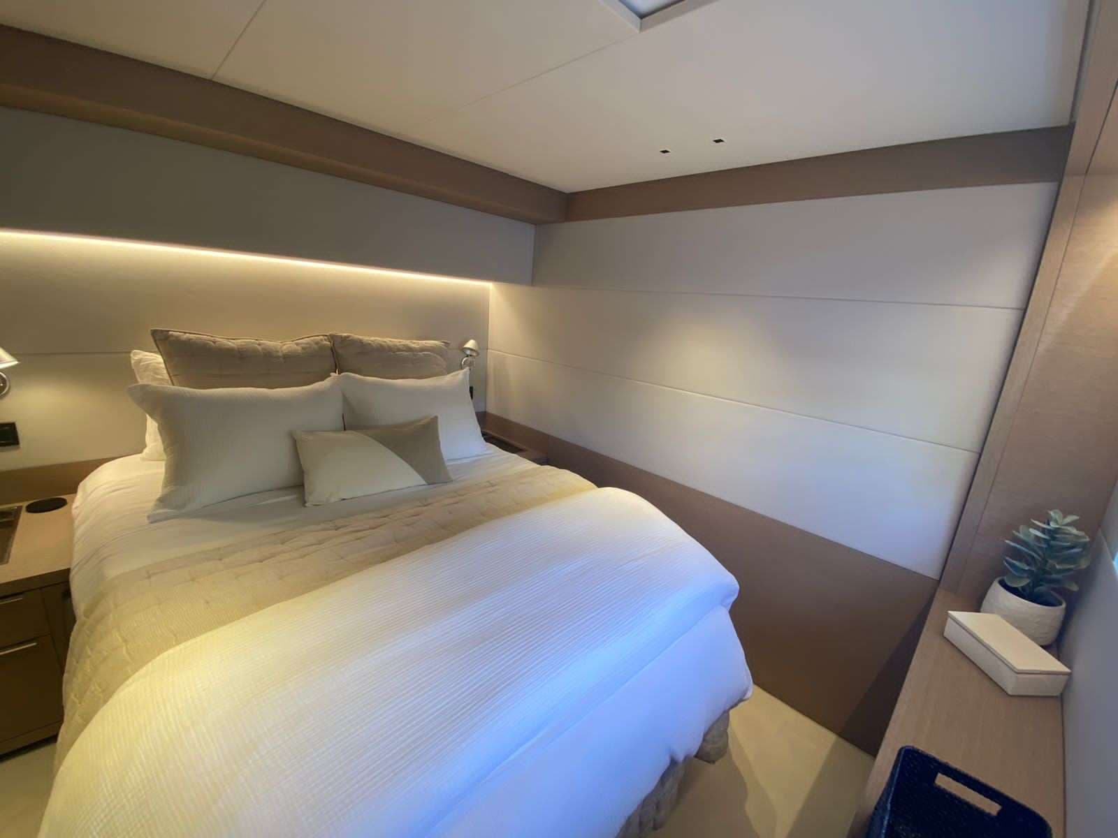 Guest cabin 2