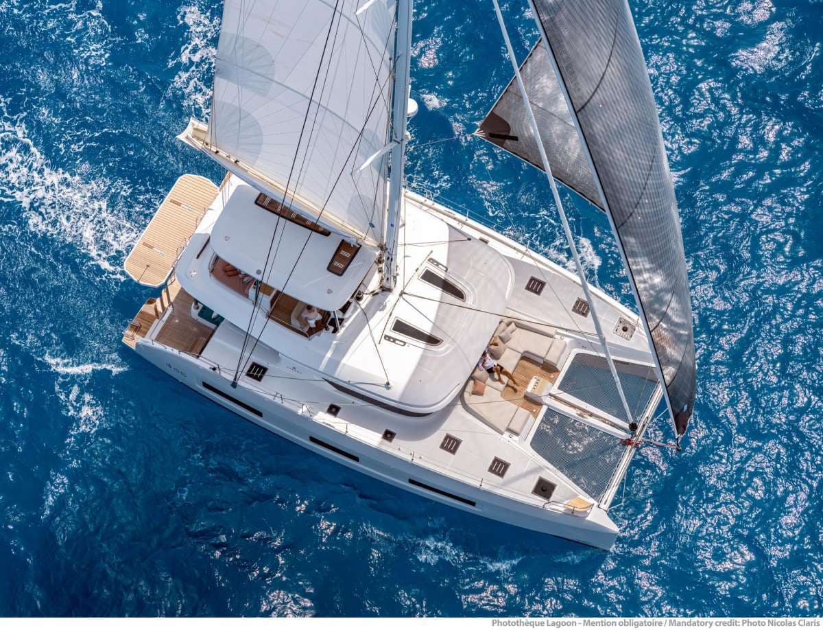WANDERLUST 55'