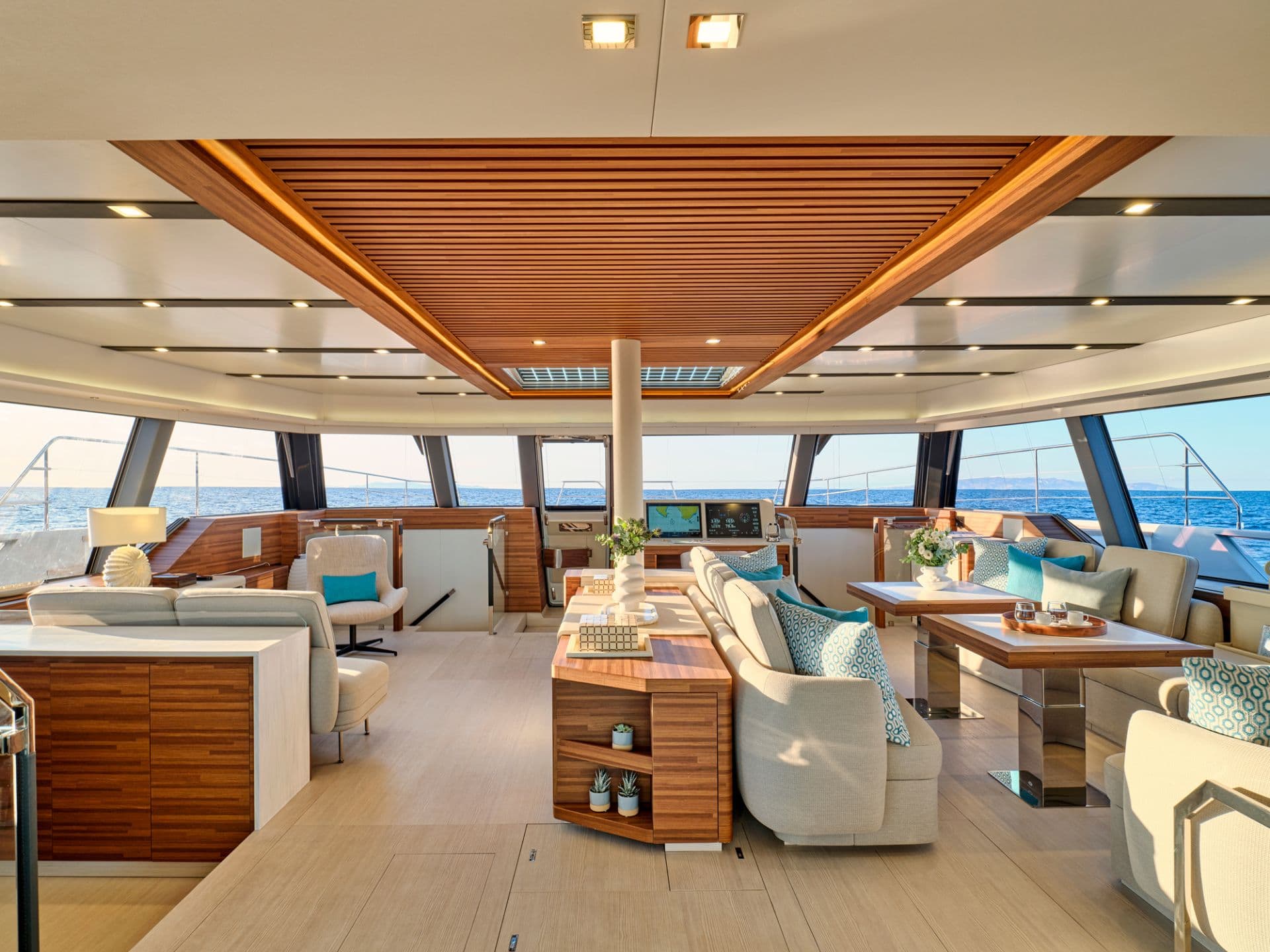 Main salon - Sistership