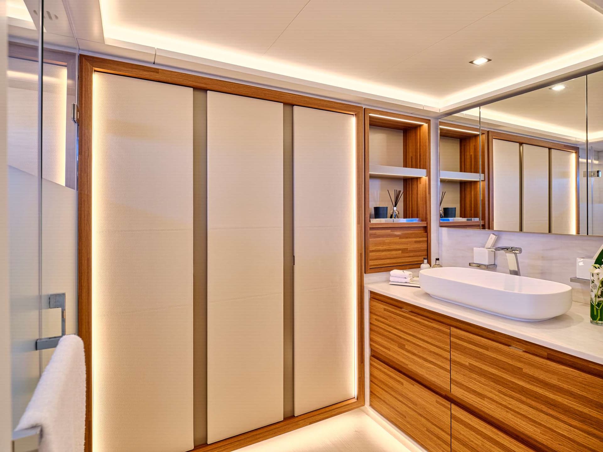 Master cabin bathroom - Sistership