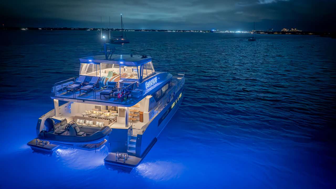 Water ambience lighting