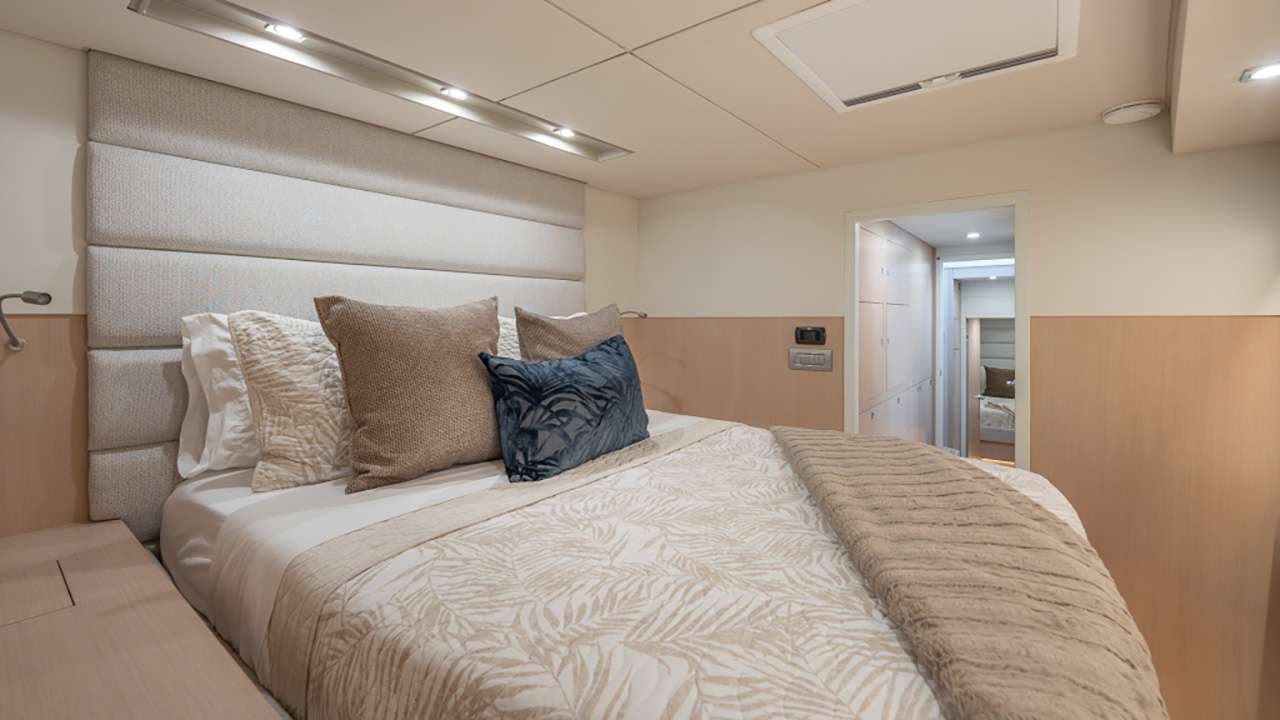 Luxurious cabins with quality furnishings