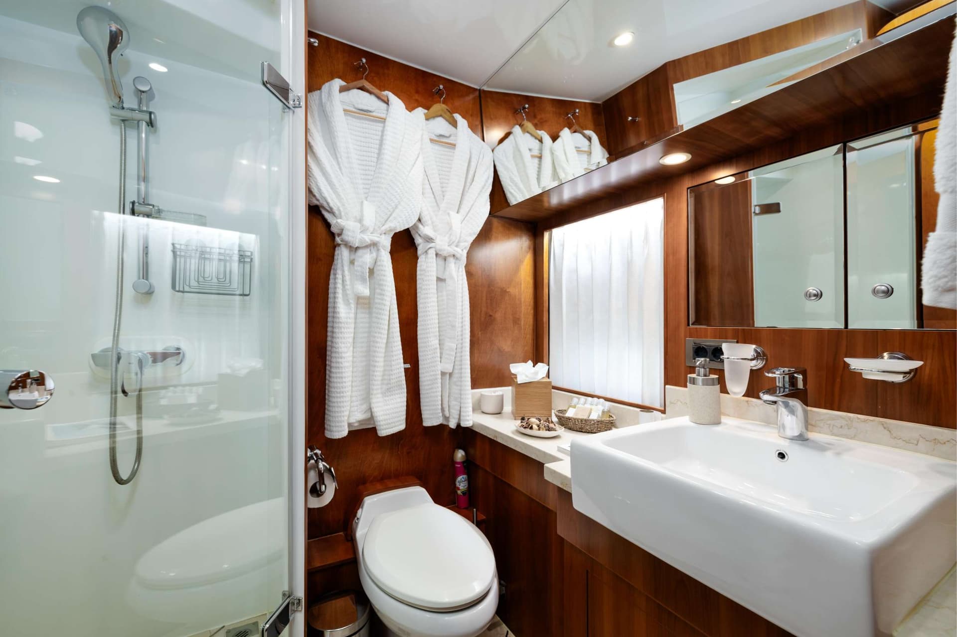 Guest ensuite