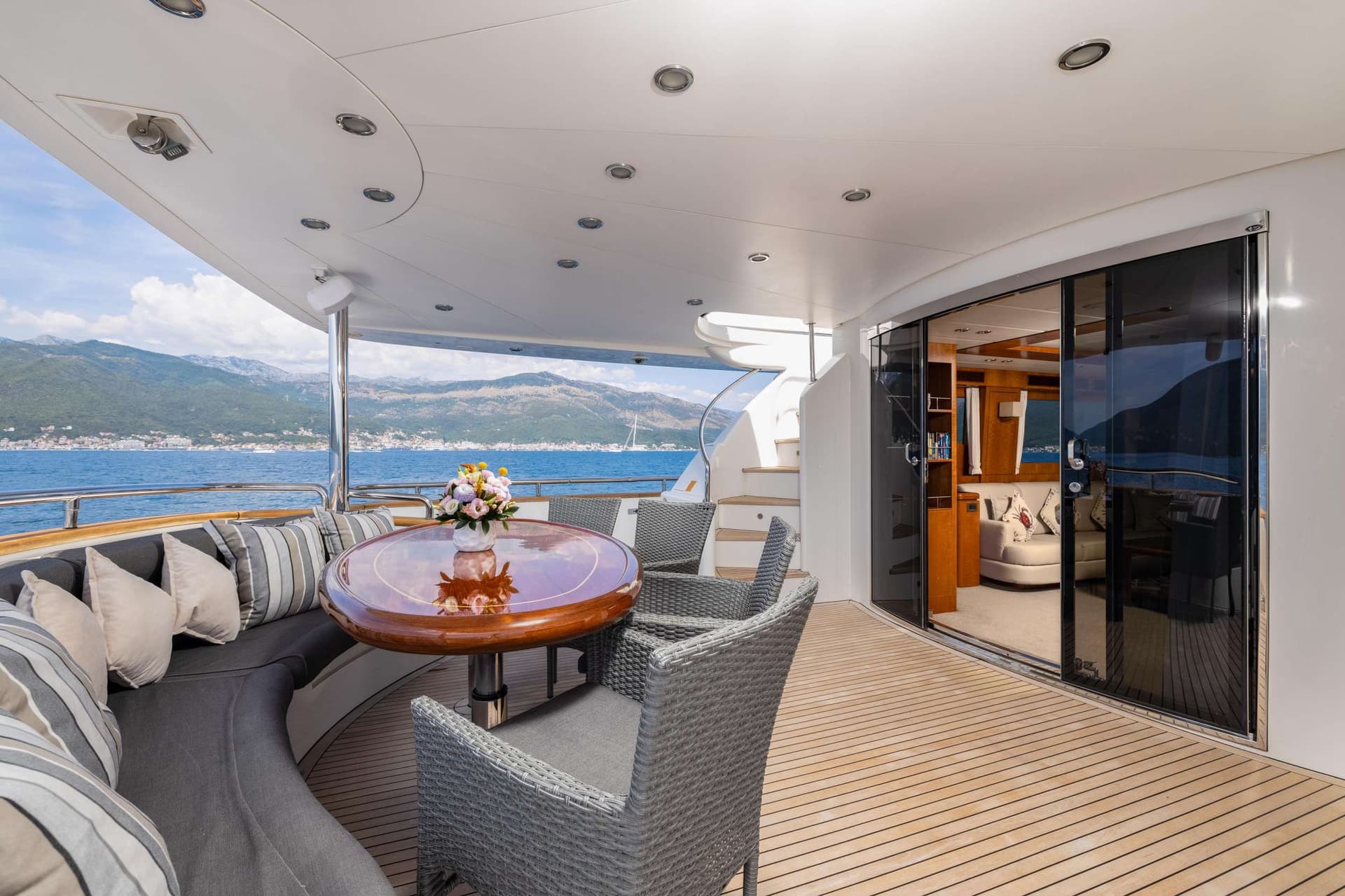 Aft deck