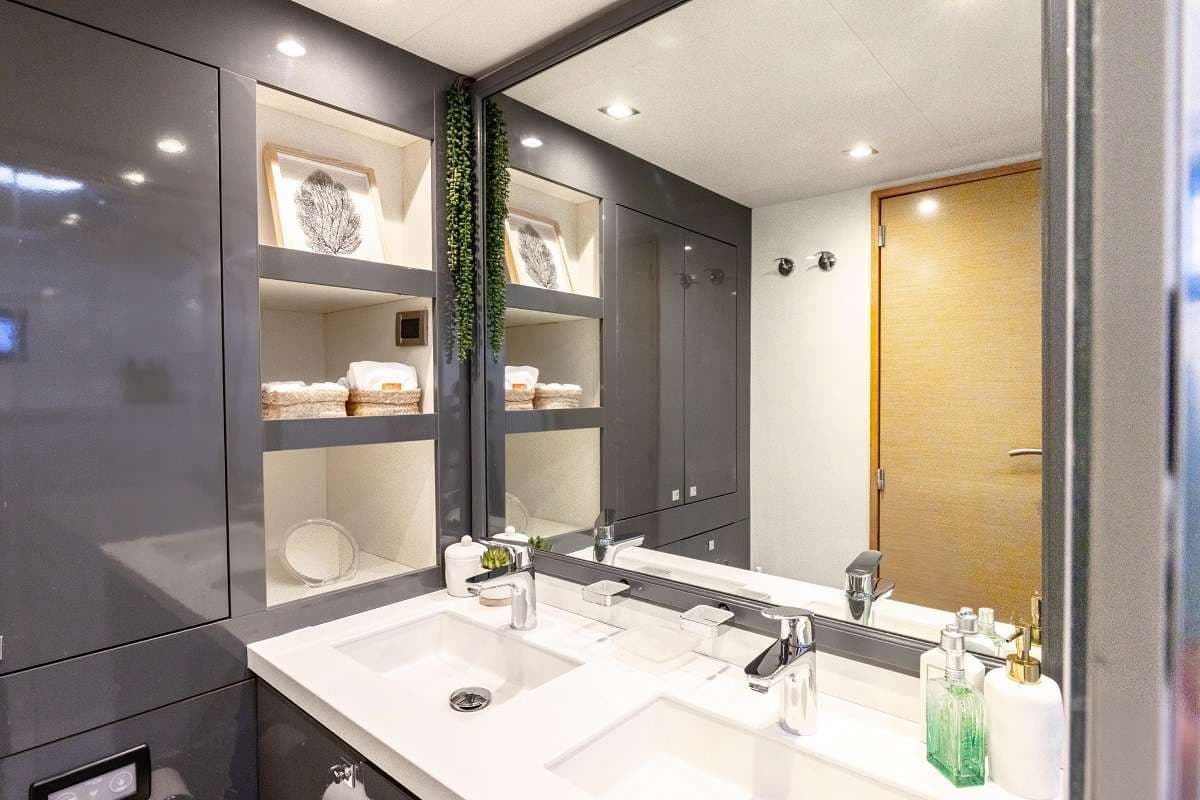 Primary Ensuite His & Hers Sinks