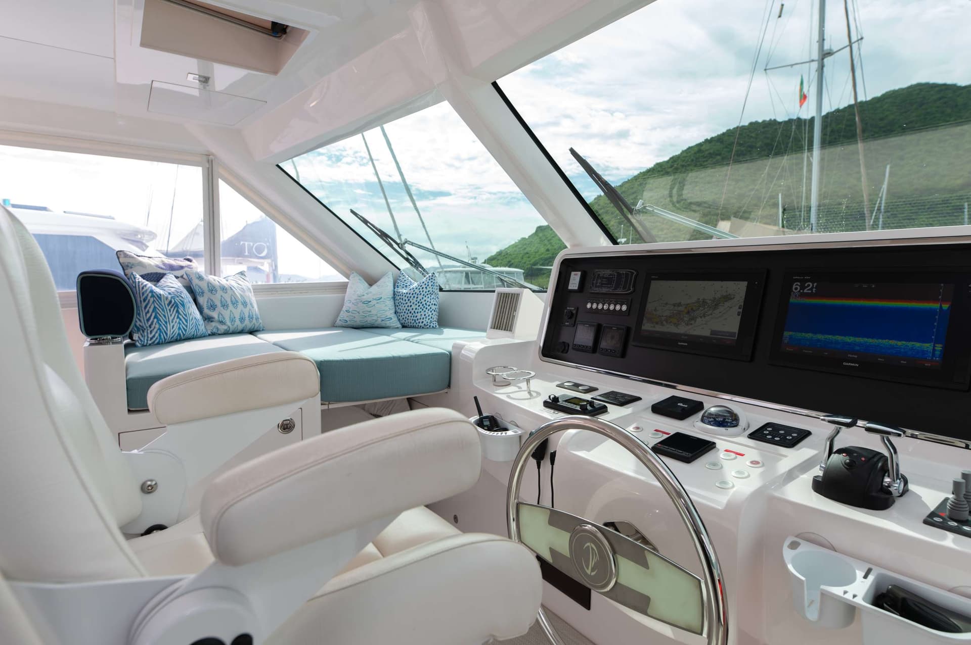 Flybridge Loungers