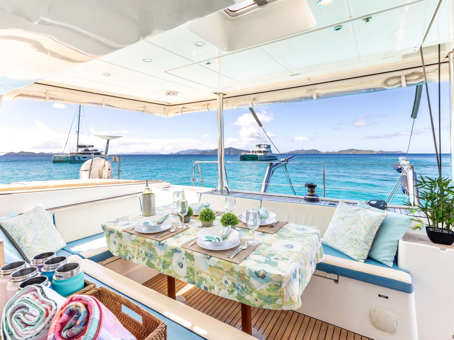 Gambit's cockpit with outdoor dining