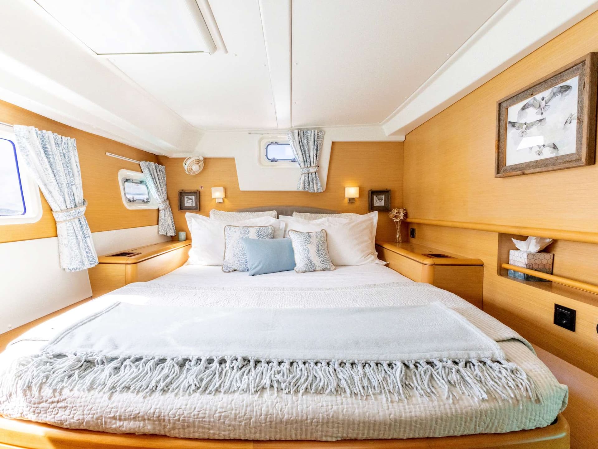 Aft Guest cabin on Gambit