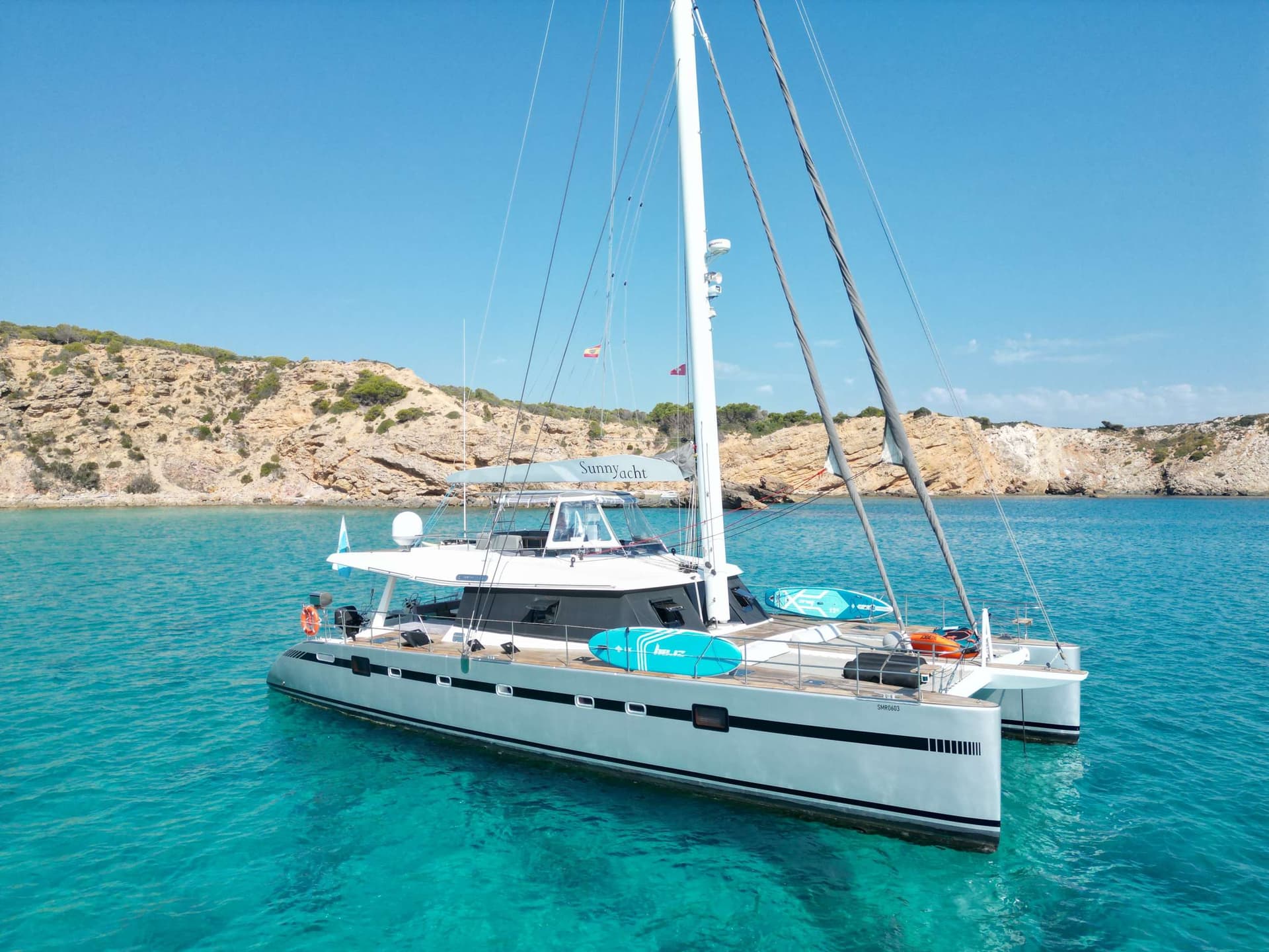 SUNNYACHT – Sunreef Yachts