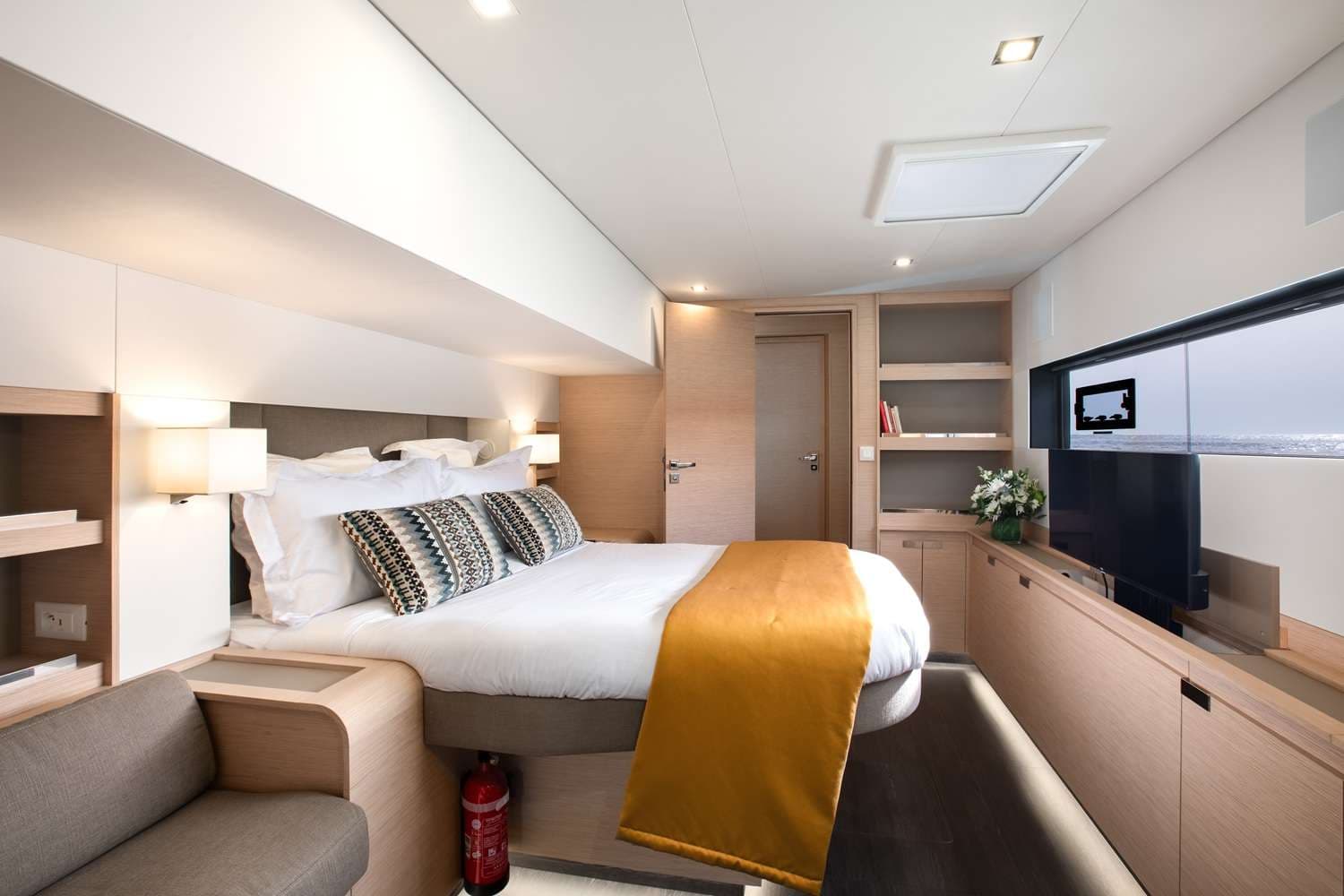 ARMEN MASTER CABIN