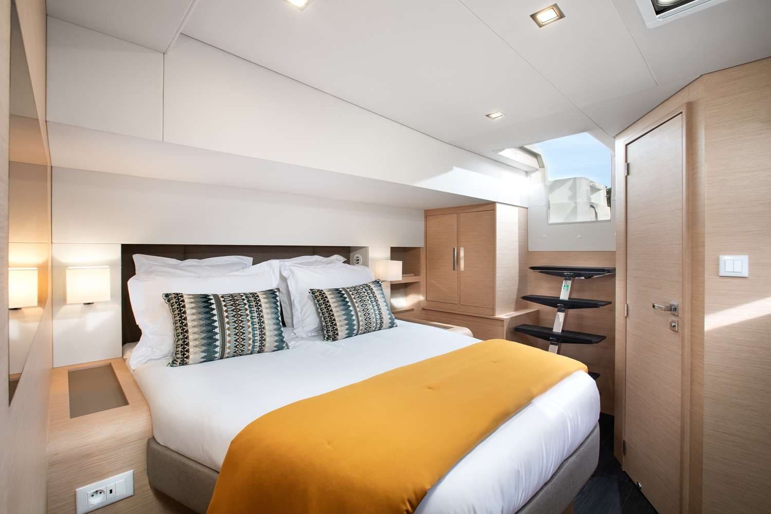 ARMEN PORT AFT GUESTS CABIN