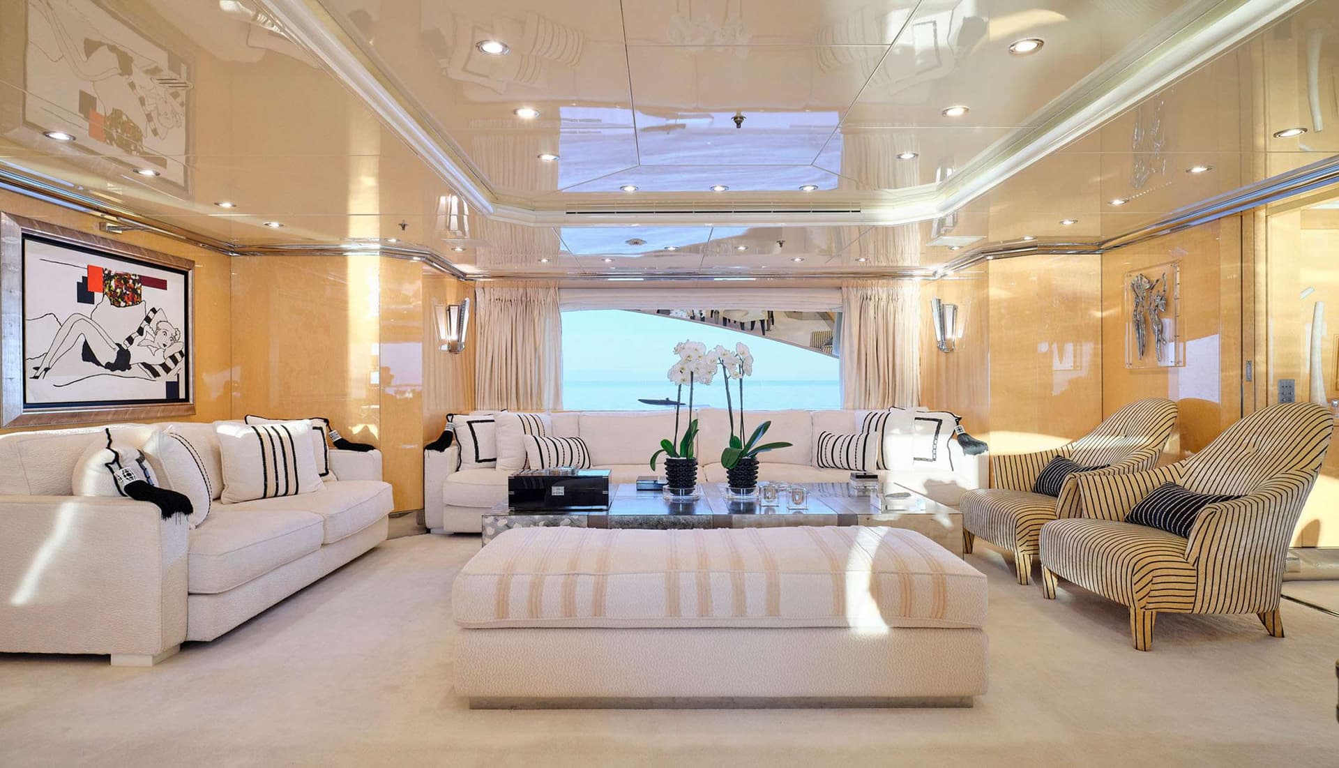 Upper Deck Salon