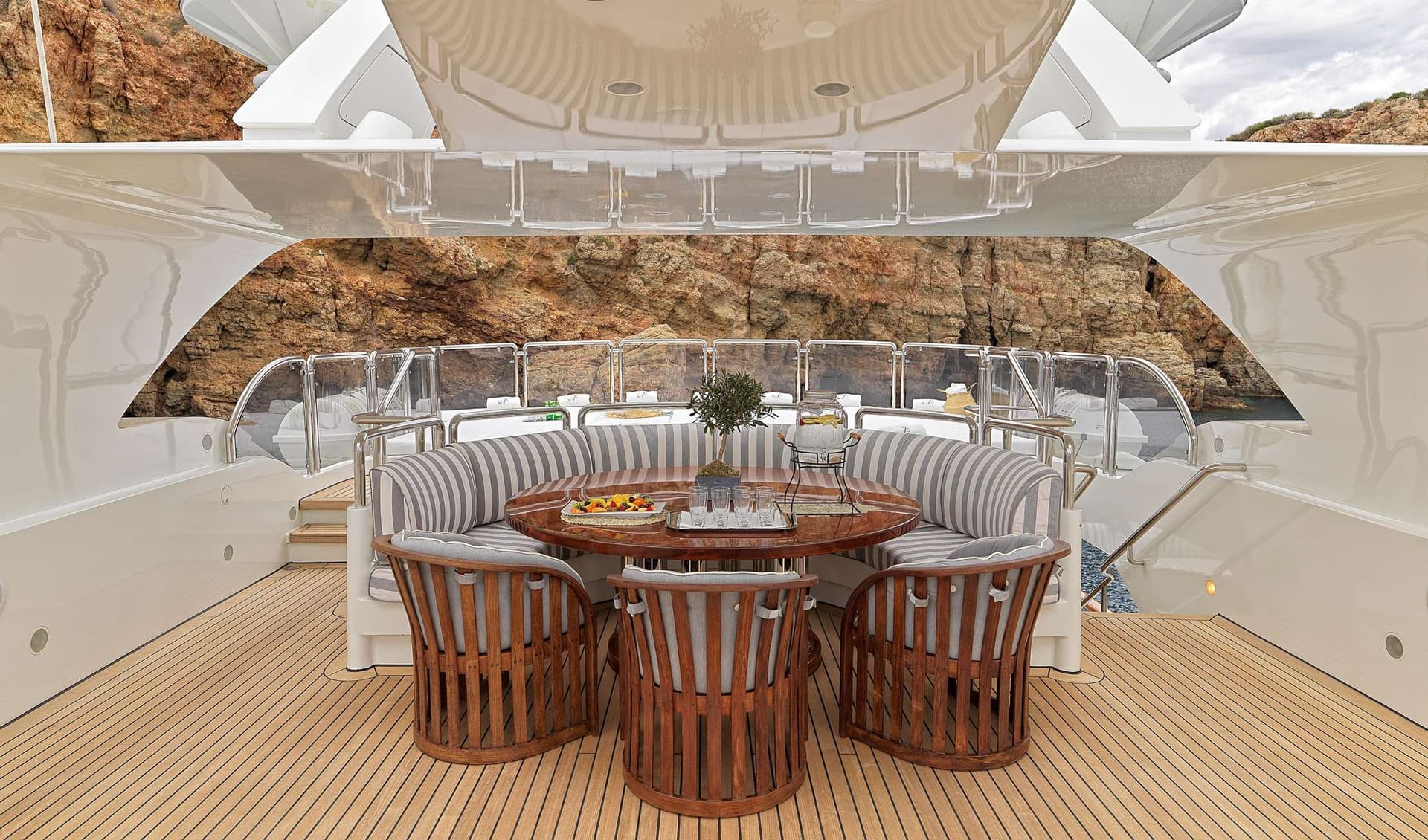 Main Deck Aft