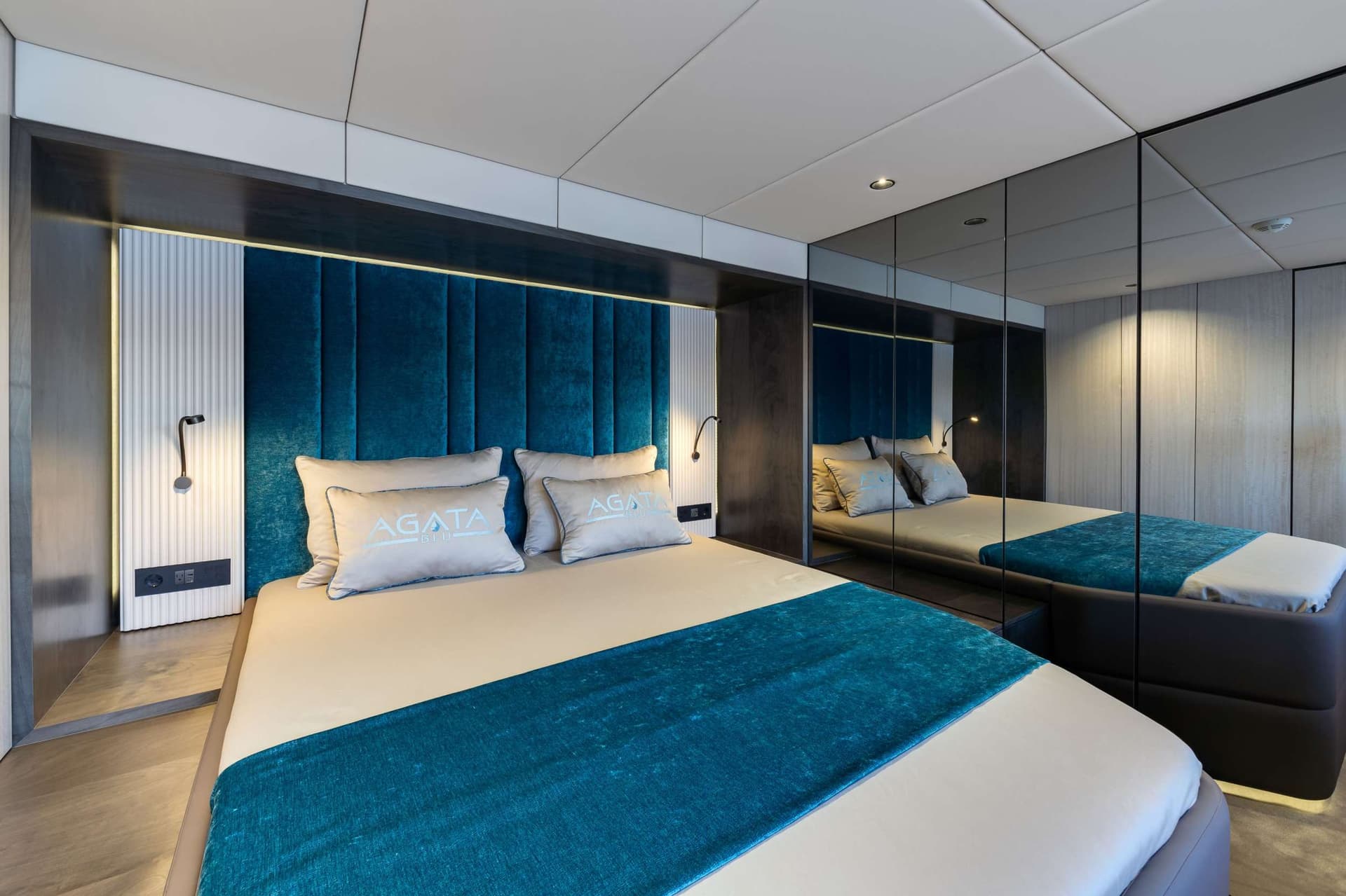 Guest cabin