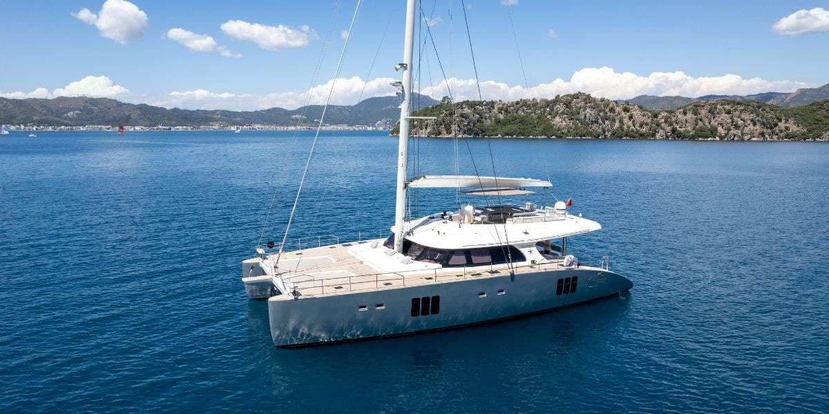 SEAZEN II – Sunreef Yachts