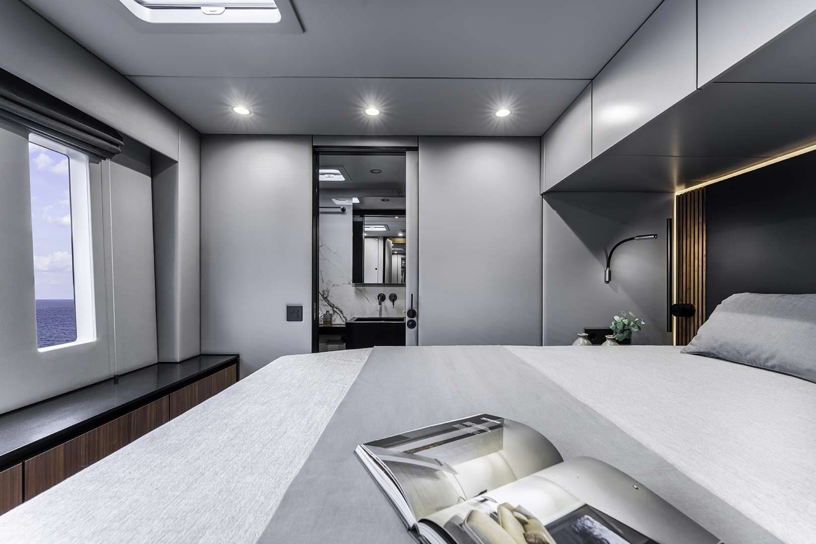 Guest cabin