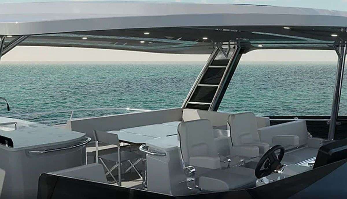 sister boat