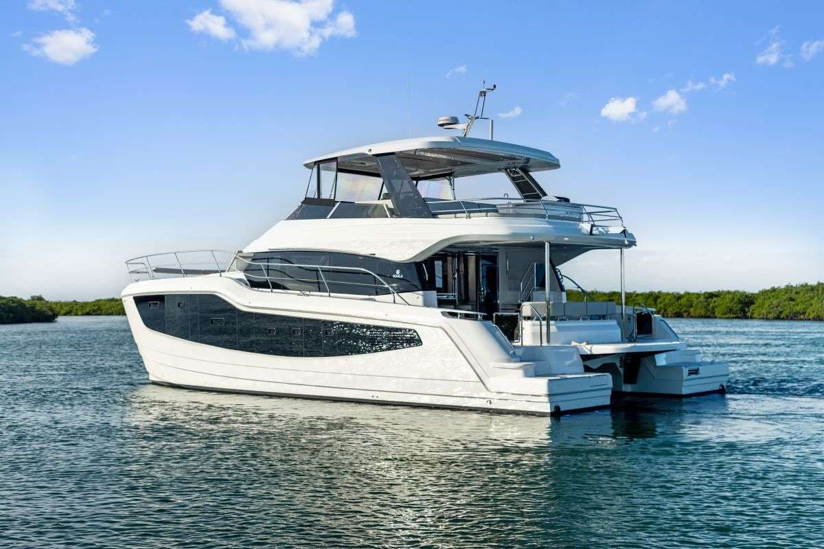 sister boat