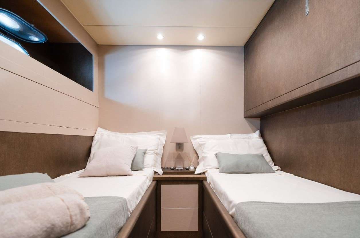 Twin cabin