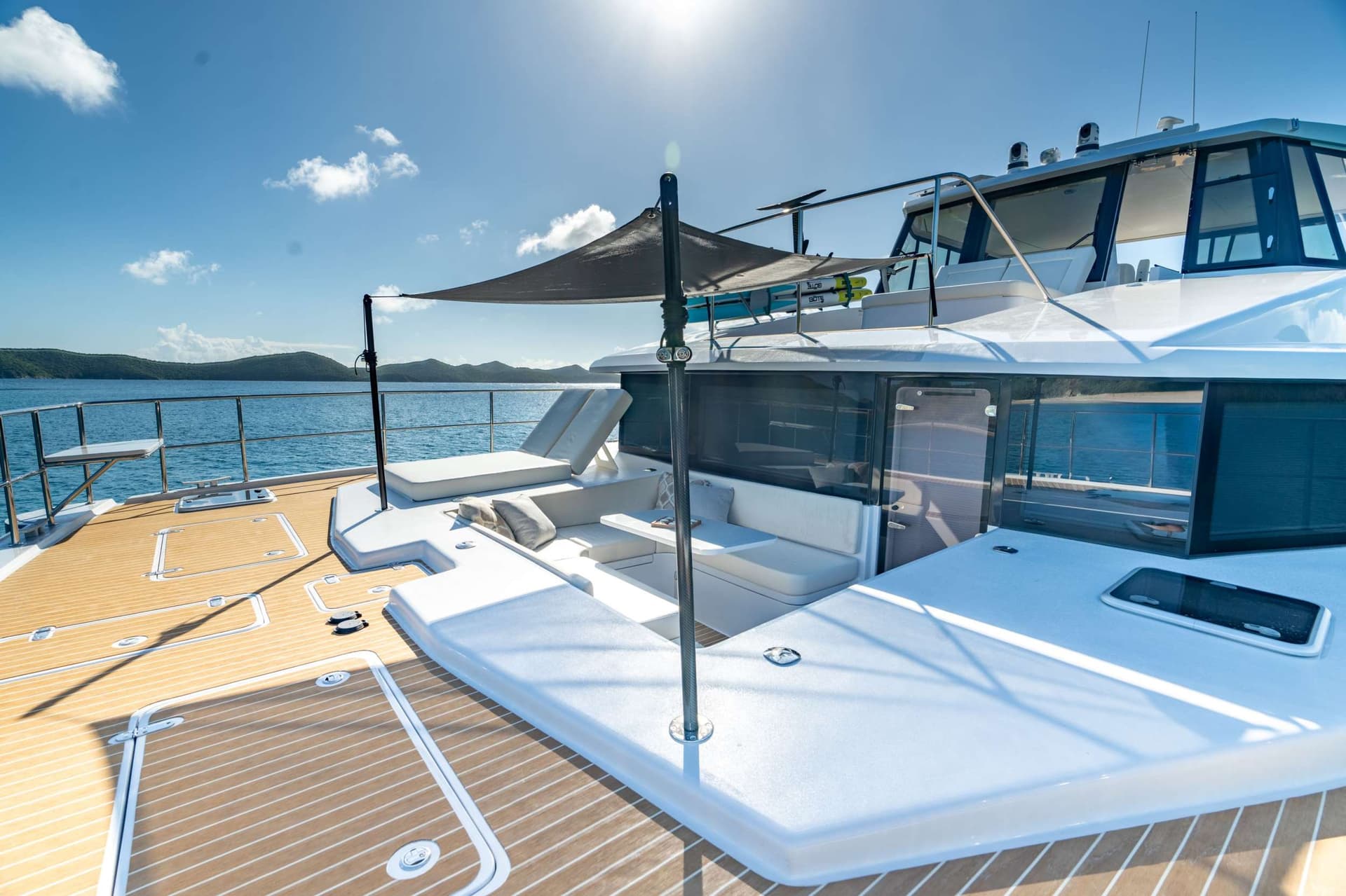 covered bow seating