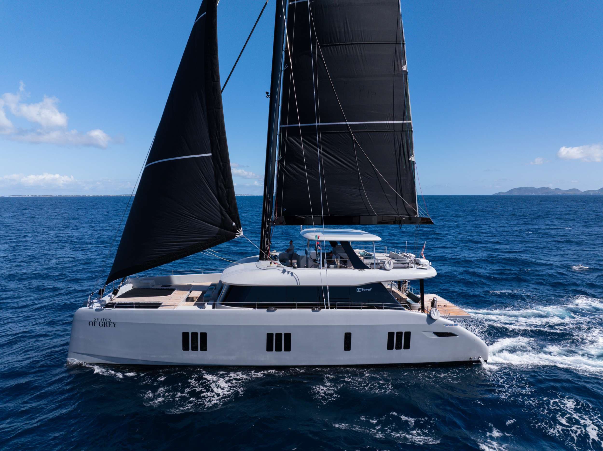 SHADES OF GREY – Sunreef Yachts