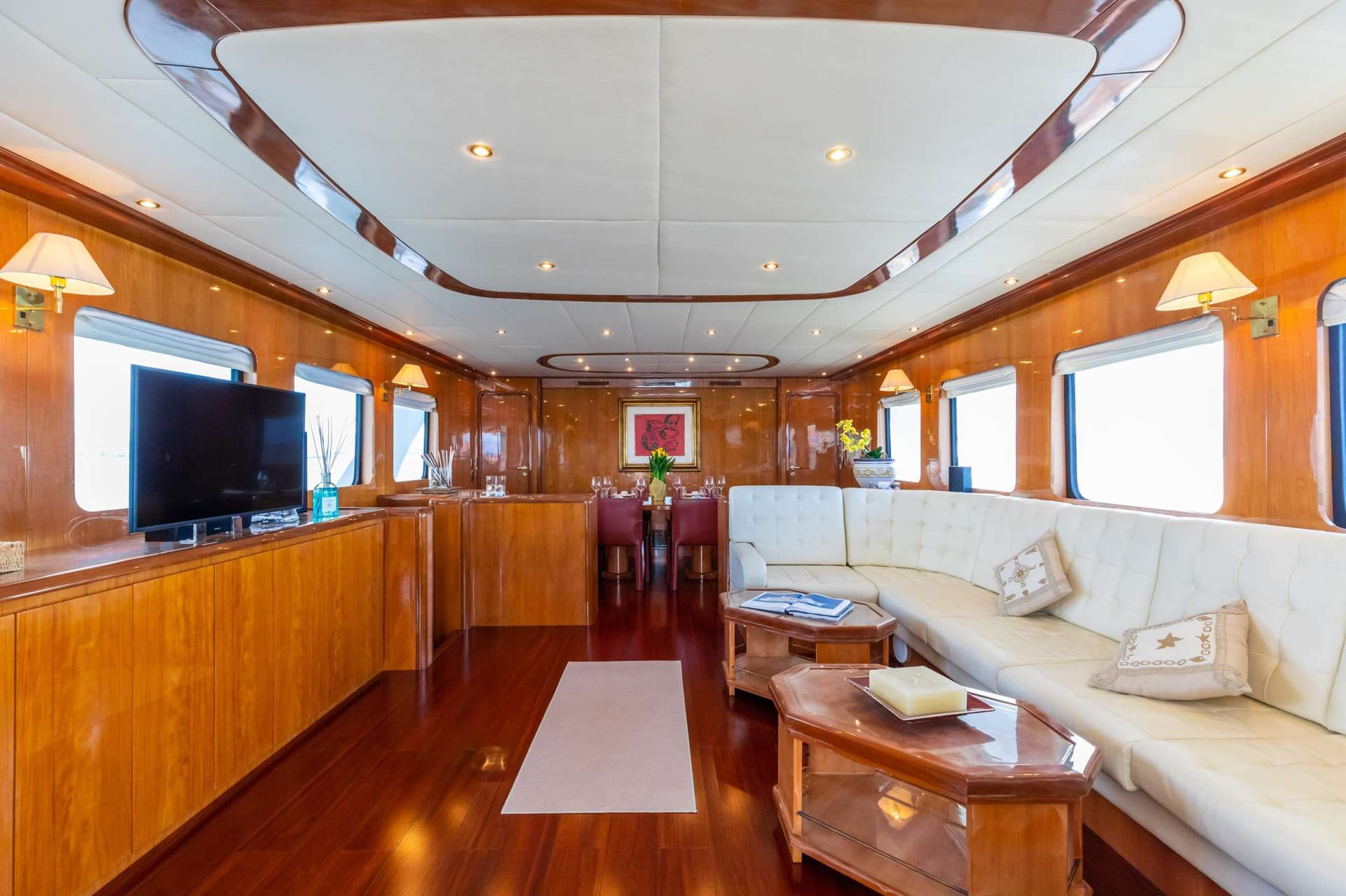 Main saloon