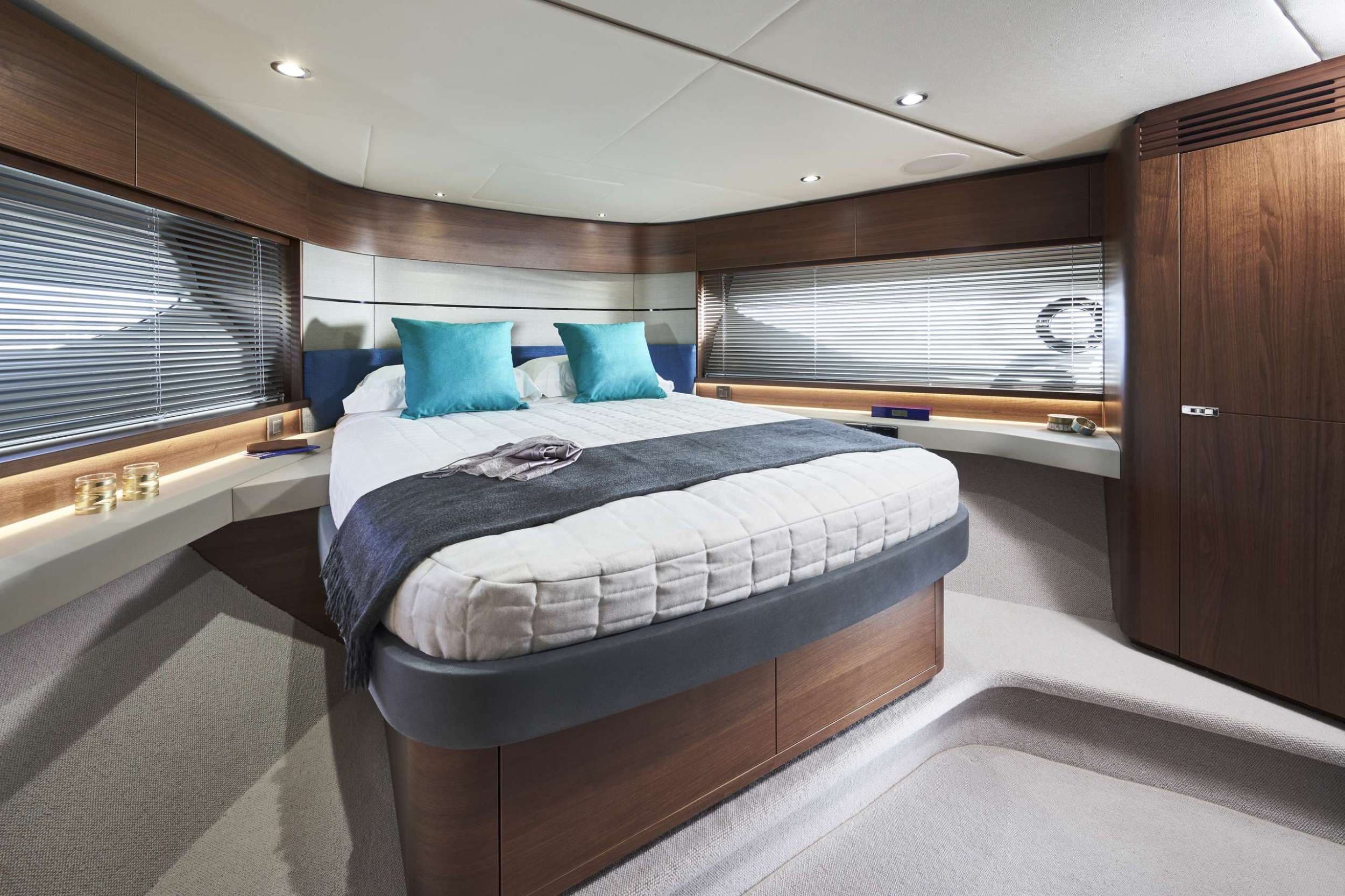 Vip Cabin