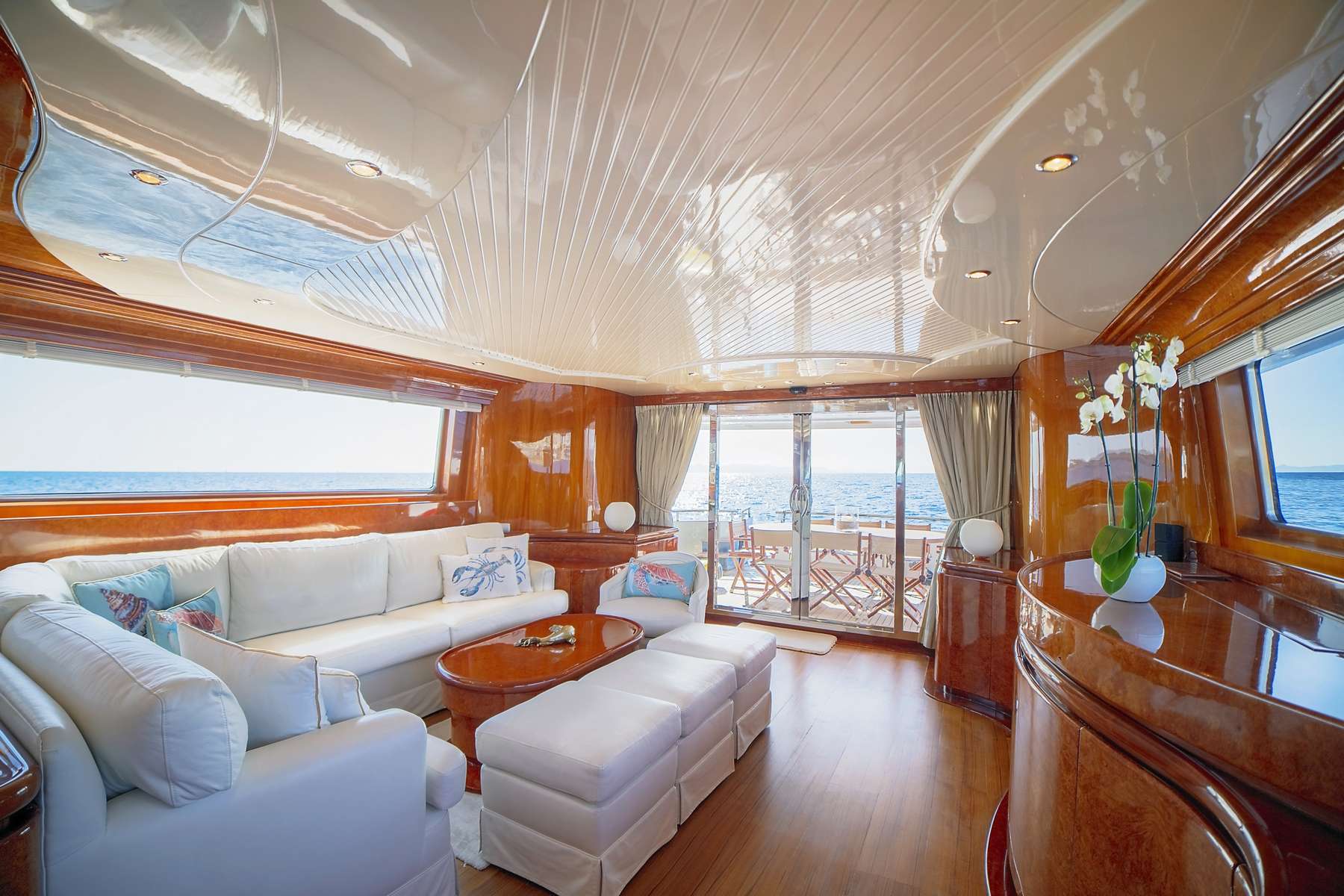 Saloon II