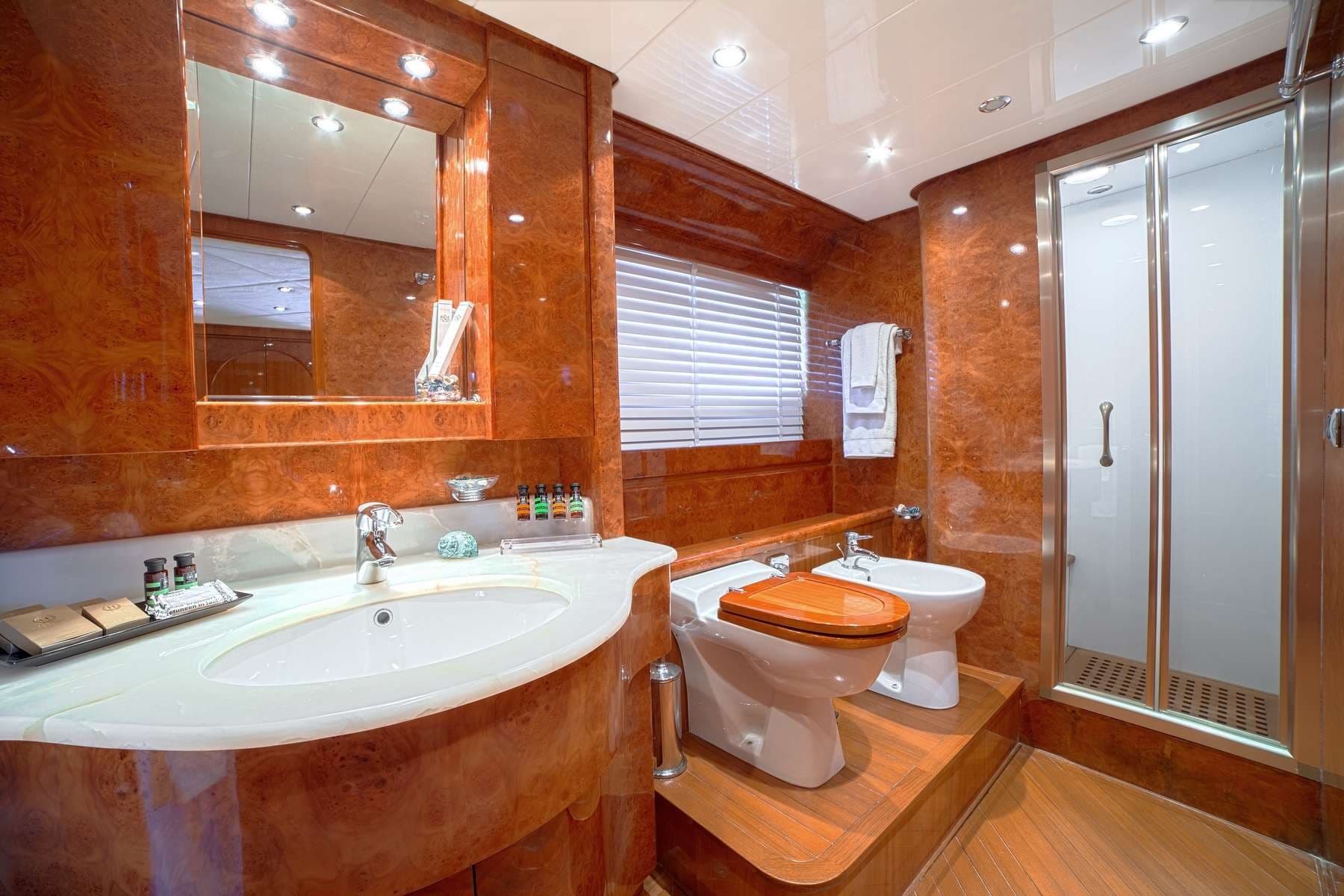 Master Bathroorm
