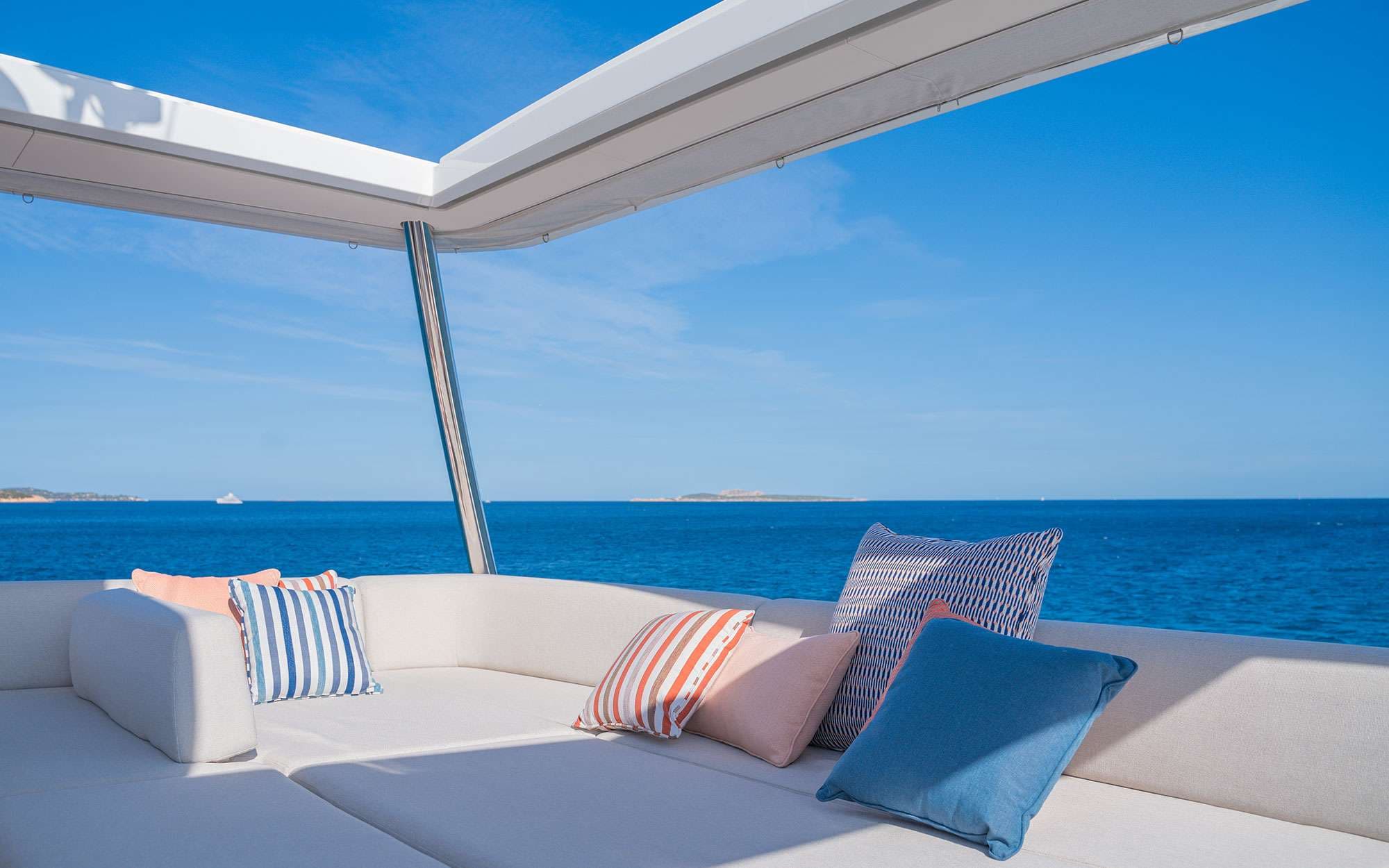 ZENIT - Flybridge seating area