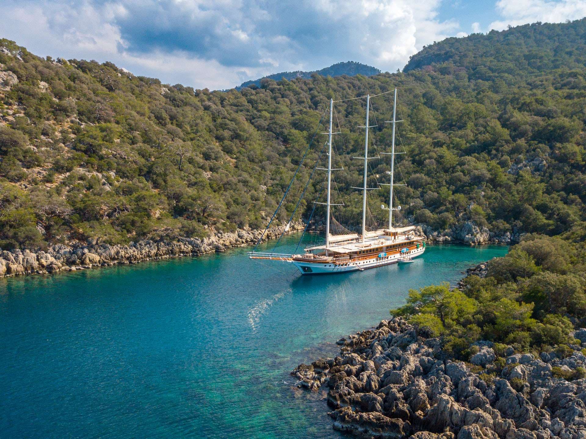ADMIRAL – Custom Gulet-Motor Sailor