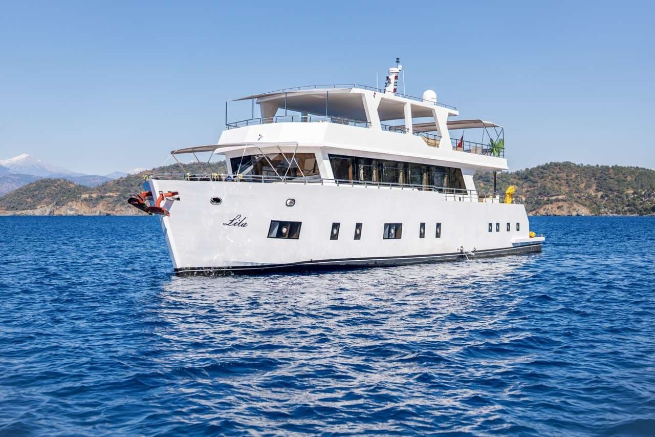 LILA TRAWLER – Custom