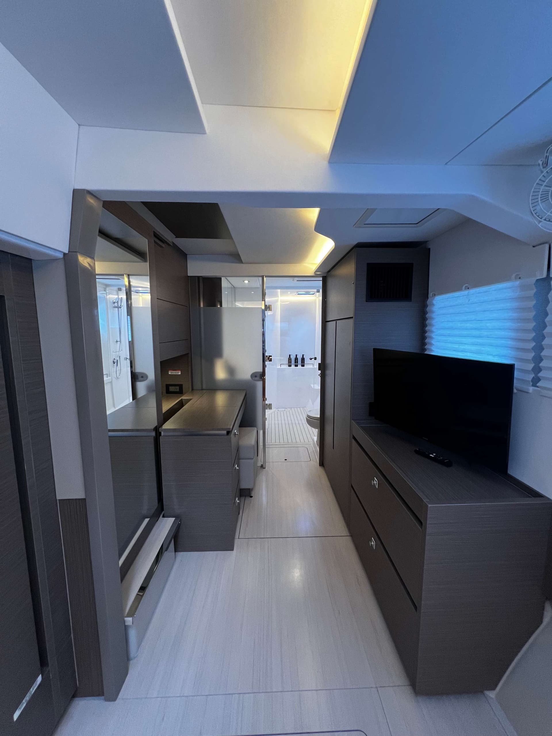 Master cabin suite