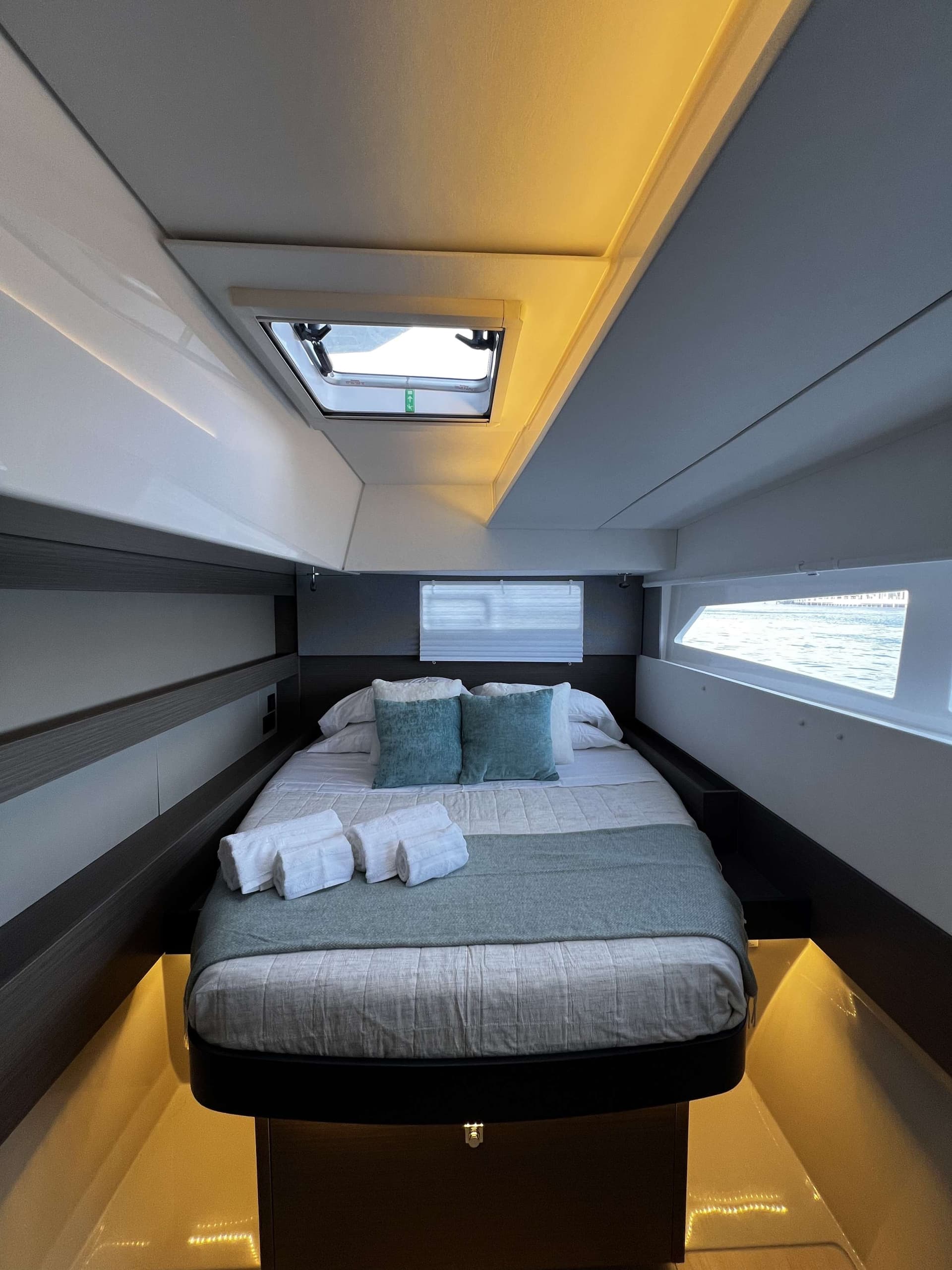 Guest cabin