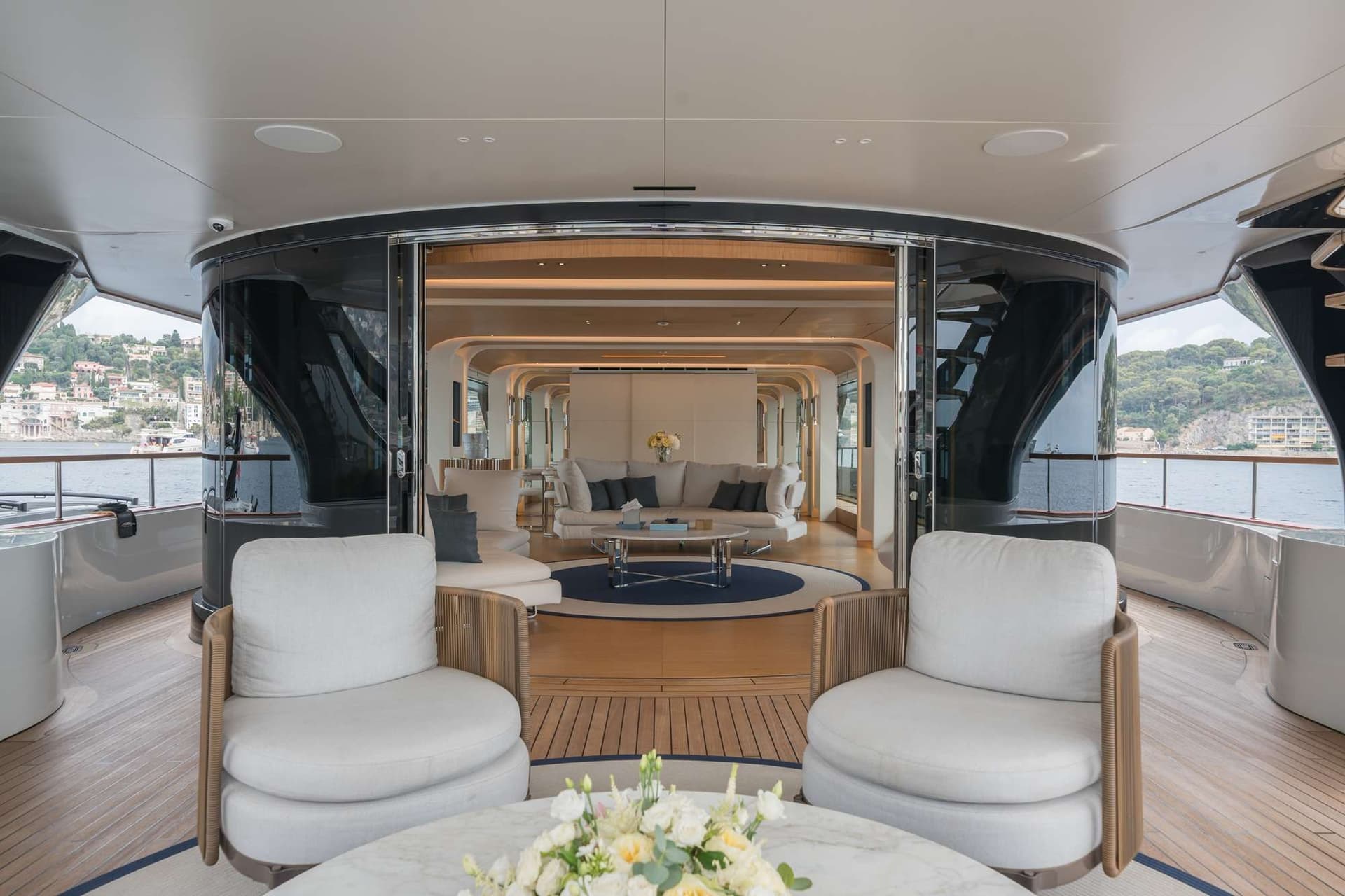 ALLURIA - Main deck aft (2025)