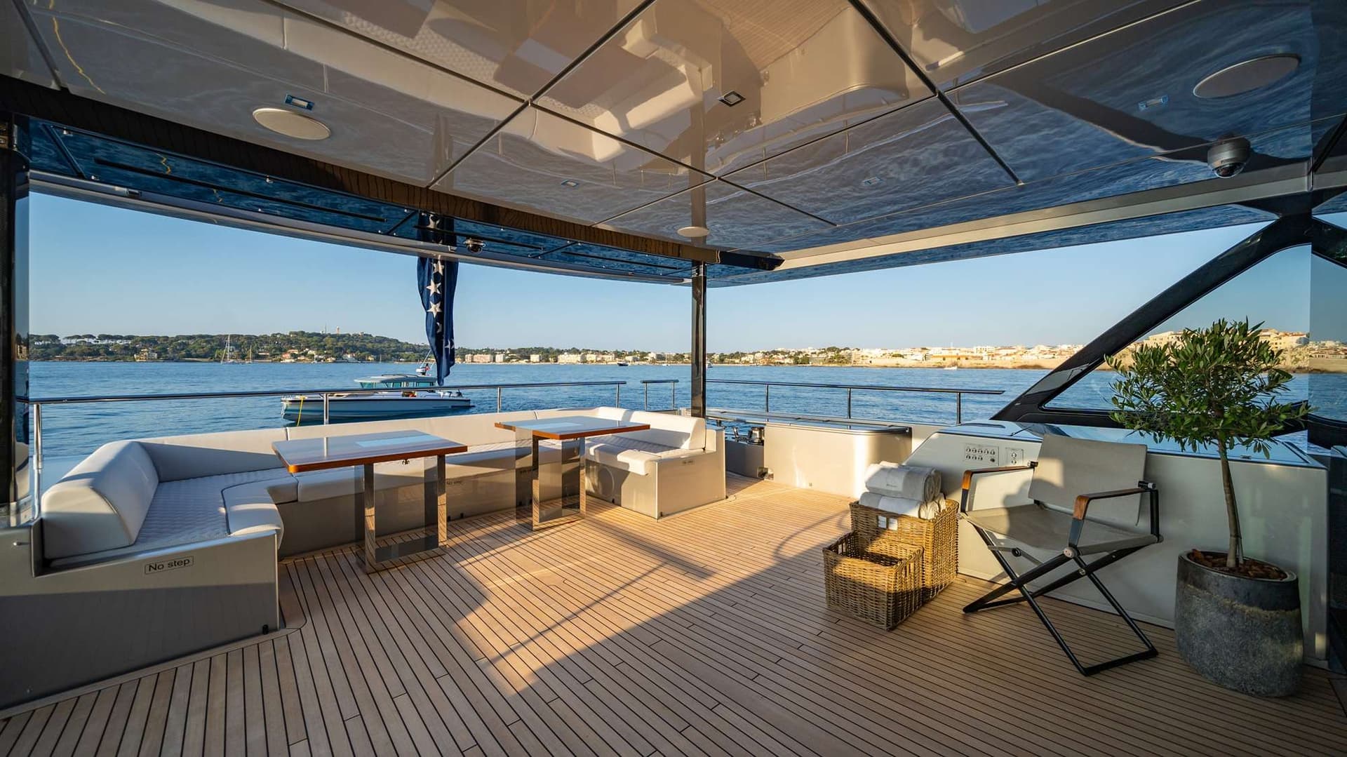 Aft Deck - 2025